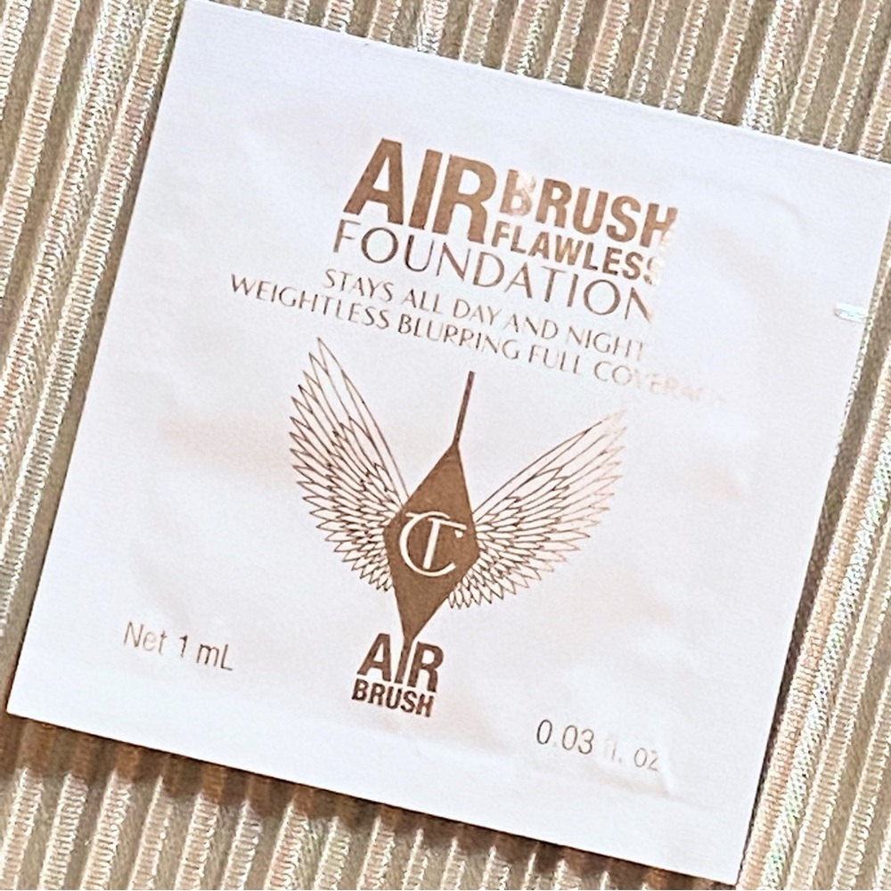 Charlotte Tilbury Airbrush Flawless Foundation 1ml Packet 1N